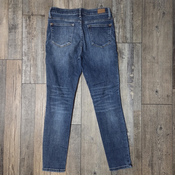 Judy Blue Jeans, Size 29, Distressed without Holes - Picture 5 of 5